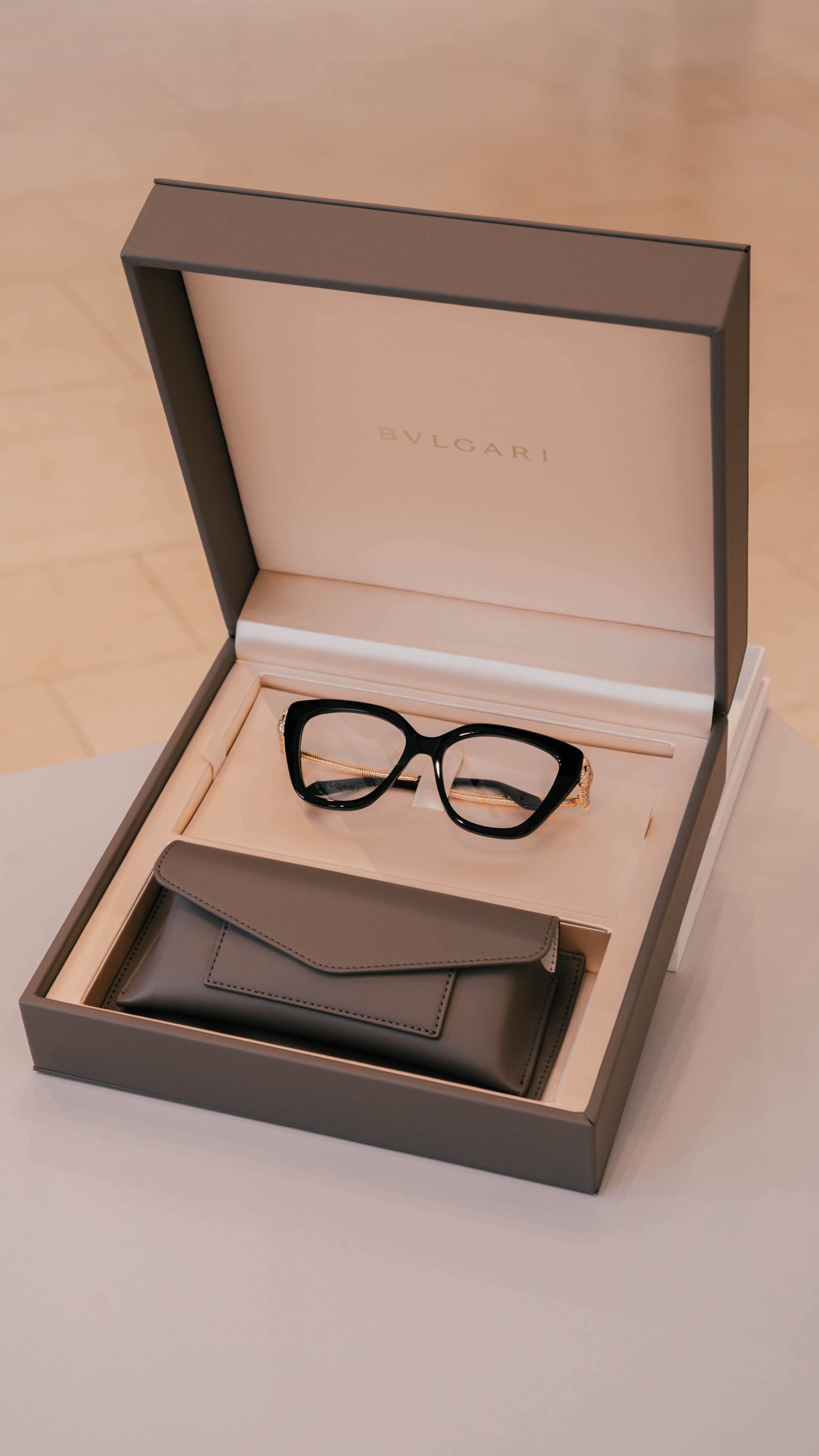 Salon Optyczny Optique Exclusive w Centrum Warszawy - Nowy Świat 6/12 | Optique-exclusive.pl