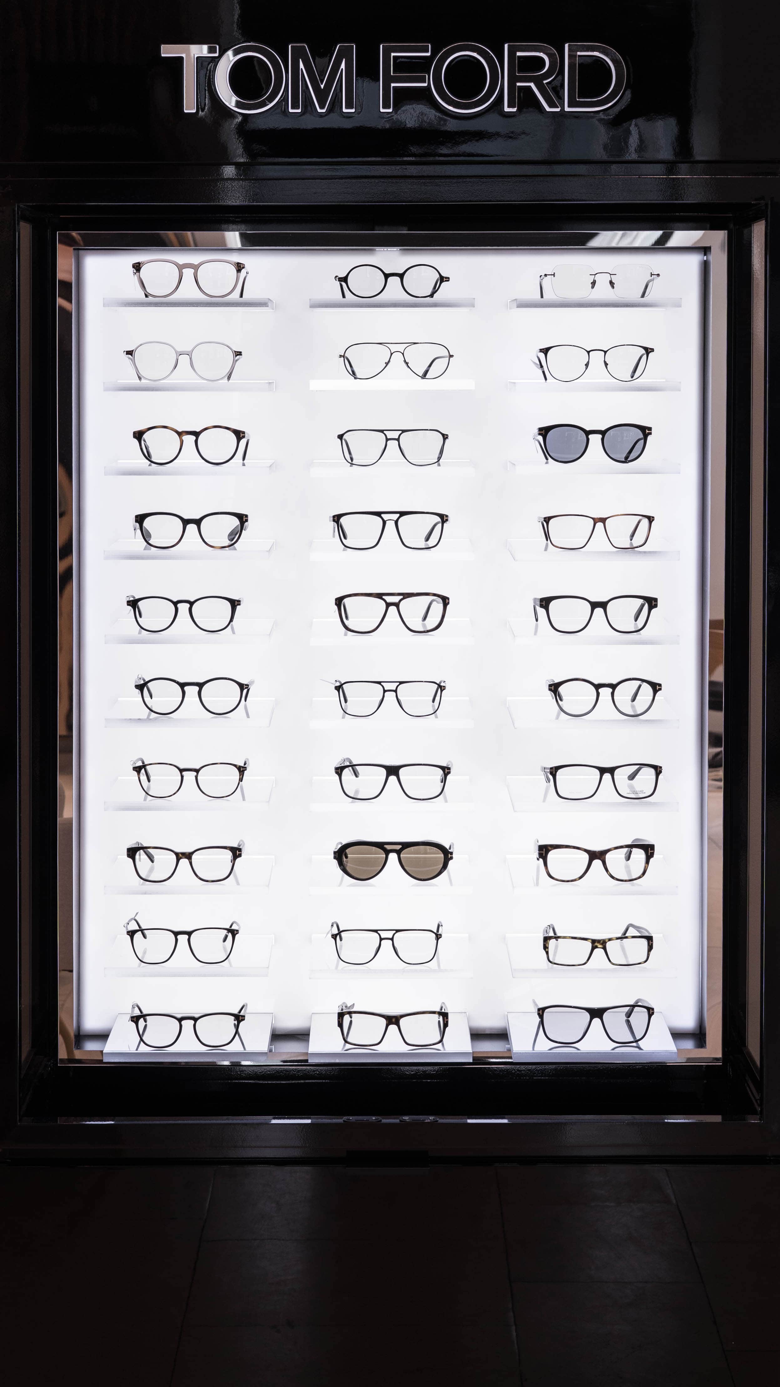 Salon Optyczny Optique Exclusive w Centrum Warszawy - Nowy Świat 6/12 | Optique-exclusive.pl