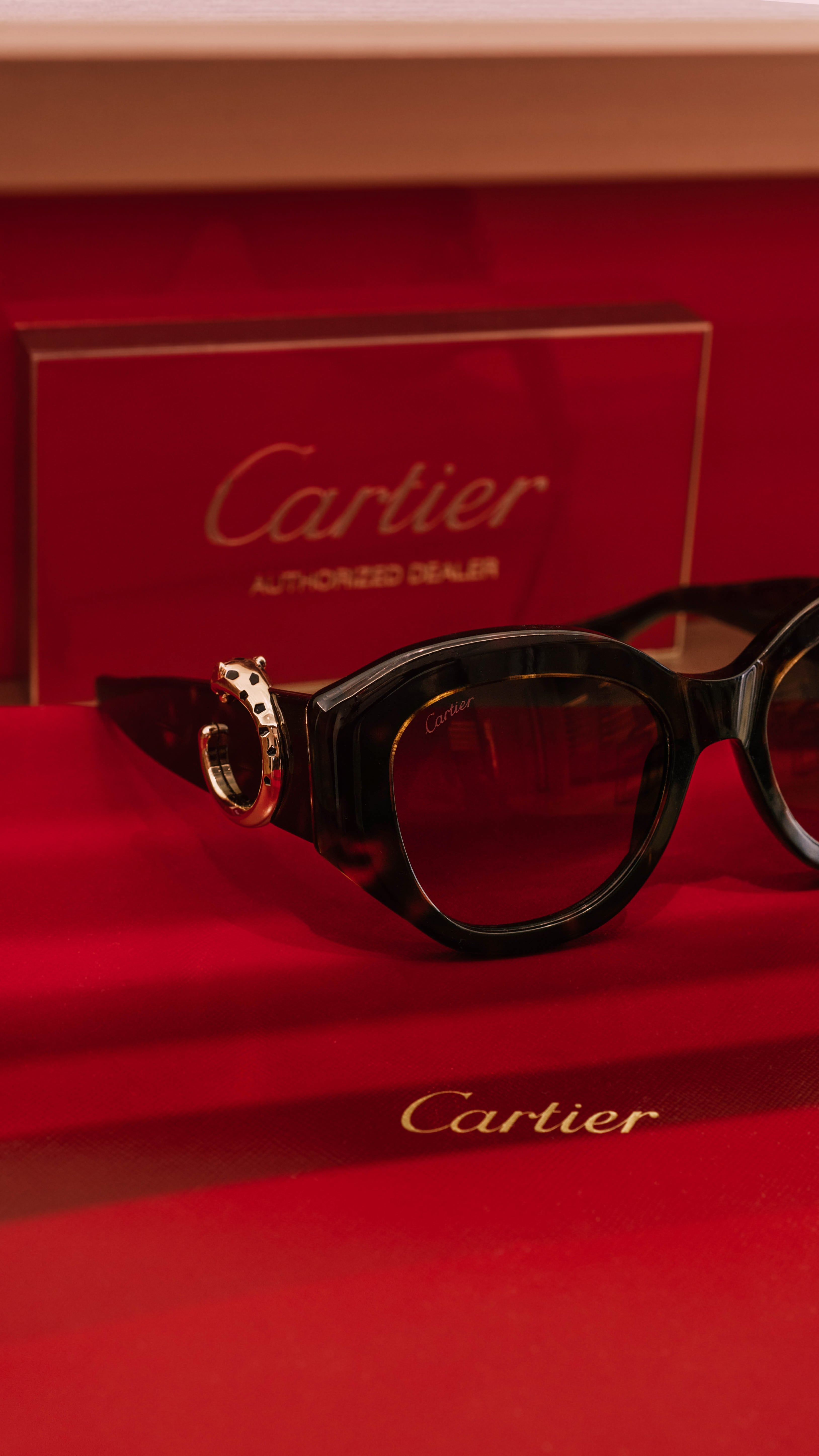 Salon Optyczny Optique Exclusive w Centrum Warszawy - Nowy Świat 6/12 | Optique-exclusive.pl